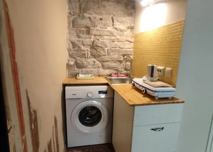 Budget Nest * Tallinn