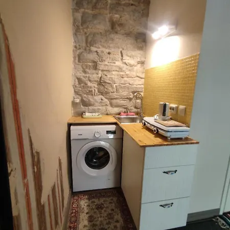 Budget Nest * טאלין